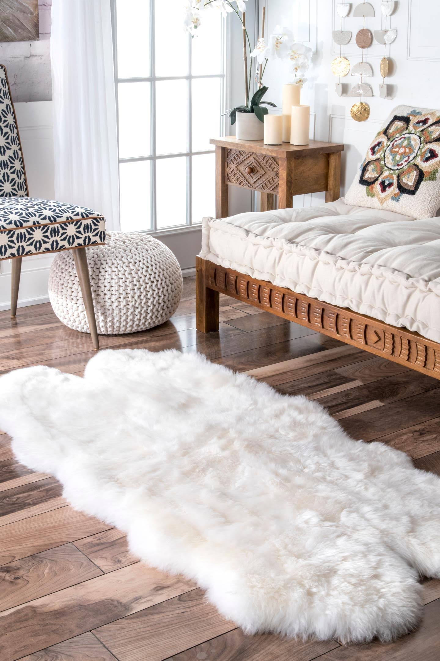 nuLOOM Hand-Made Quarto Luxe Sheepskin Area Rug, Off-White